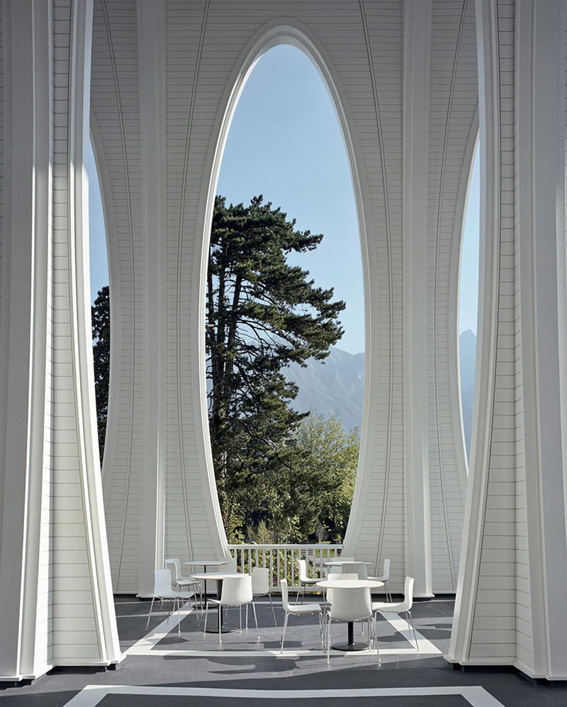 开云（中国） - 桌几|餐桌|办公家具|设计师家具|Dizzie 餐台/洽谈台